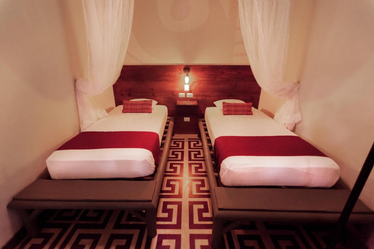 Jungle Lodge Tikal Hostal Экстерьер фото