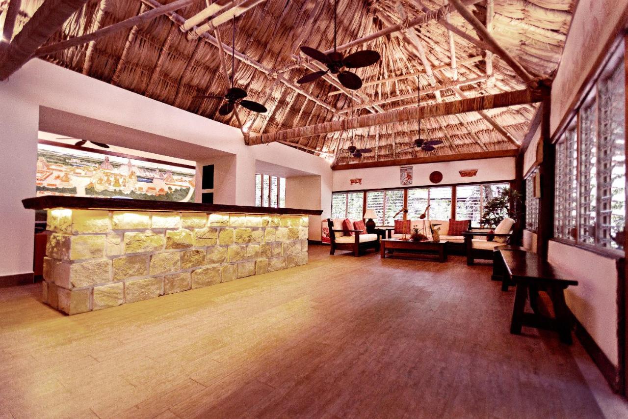 Jungle Lodge Tikal Hostal Экстерьер фото